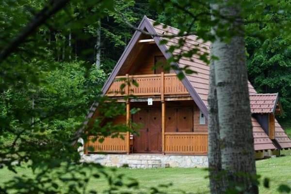 Vikendica Tarsko Srce S Villa Mitrovac Kültér fotó