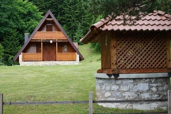 Vikendica Tarsko Srce S Villa Mitrovac Kültér fotó